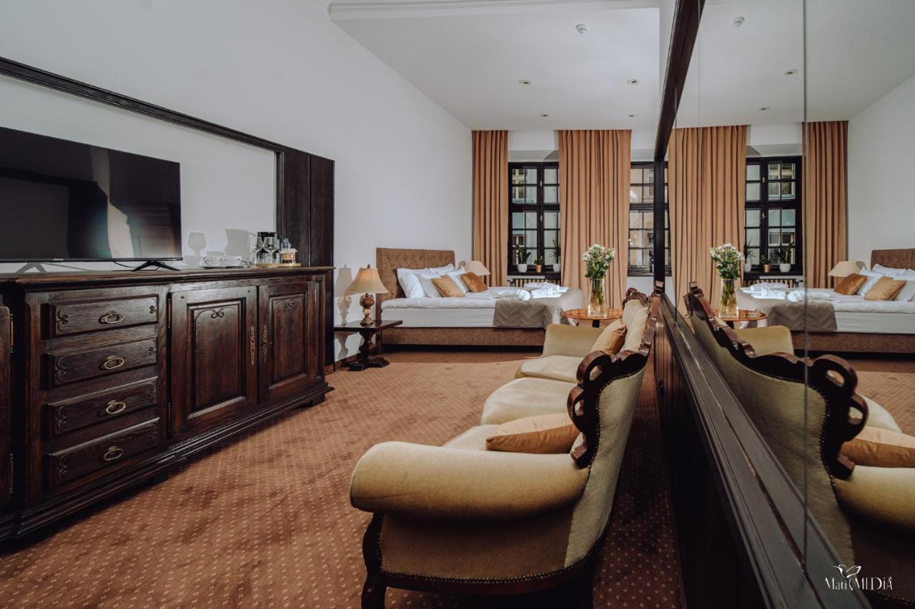 Apartamenty Lokalna Єленя-Ґура Екстер'єр фото