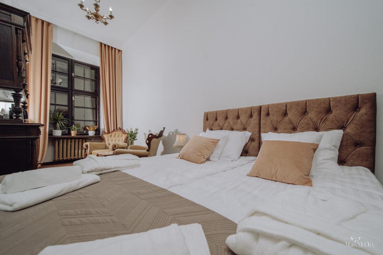 Apartamenty Lokalna Єленя-Ґура Екстер'єр фото