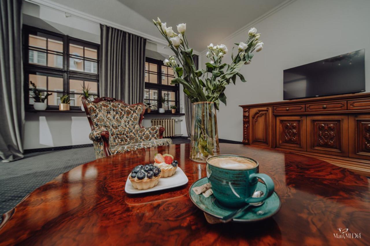 Apartamenty Lokalna Єленя-Ґура Екстер'єр фото