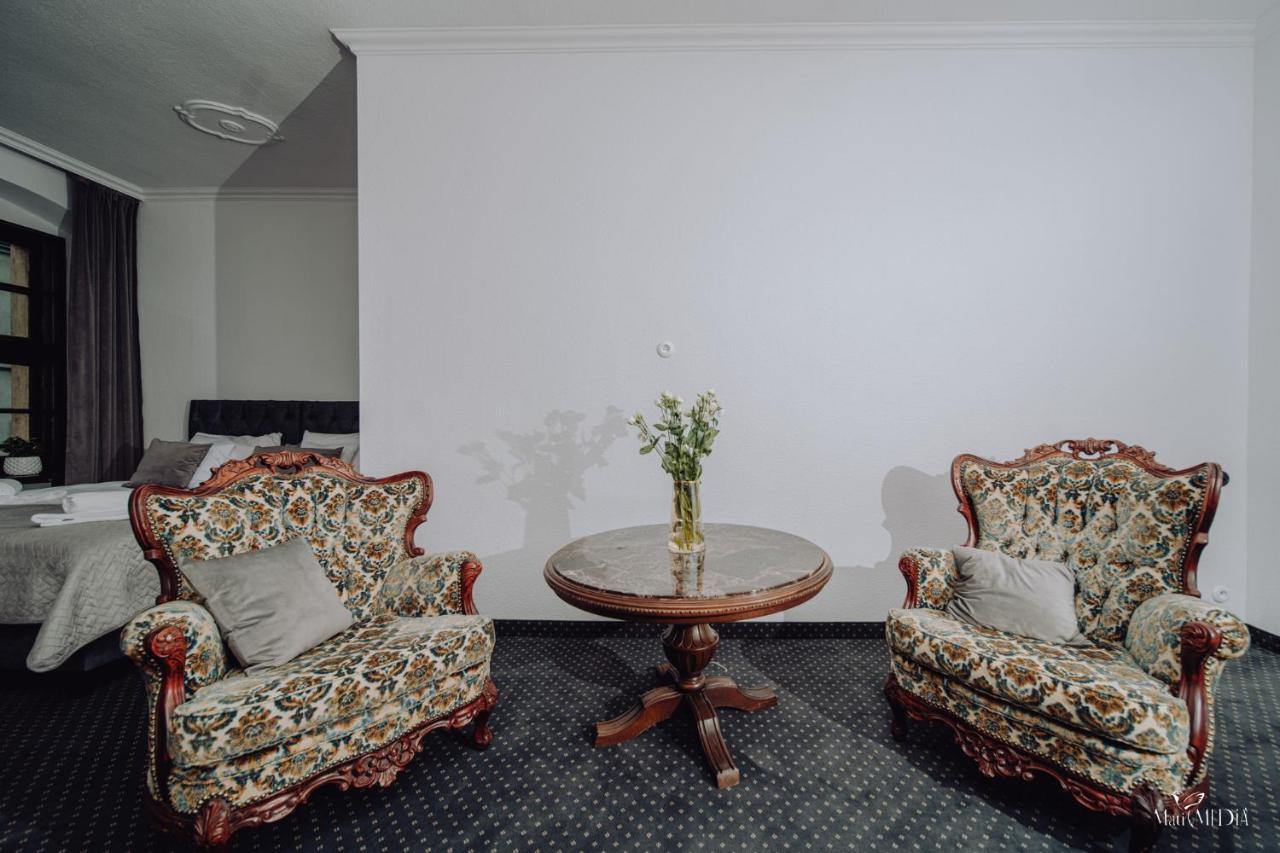Apartamenty Lokalna Єленя-Ґура Екстер'єр фото