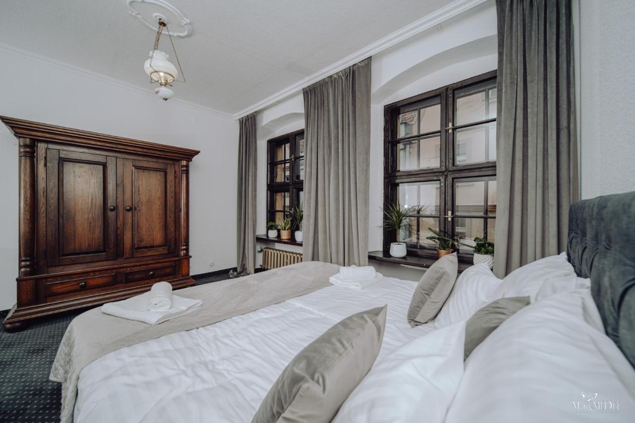Apartamenty Lokalna Єленя-Ґура Екстер'єр фото