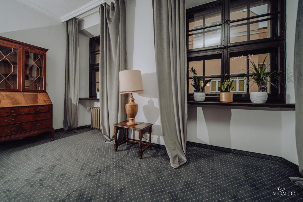 Apartamenty Lokalna Єленя-Ґура Екстер'єр фото