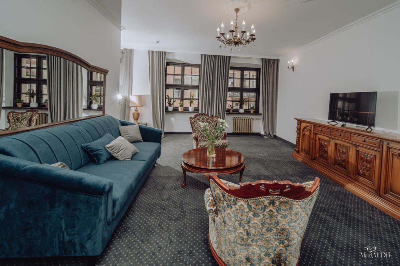 Apartamenty Lokalna Єленя-Ґура Екстер'єр фото