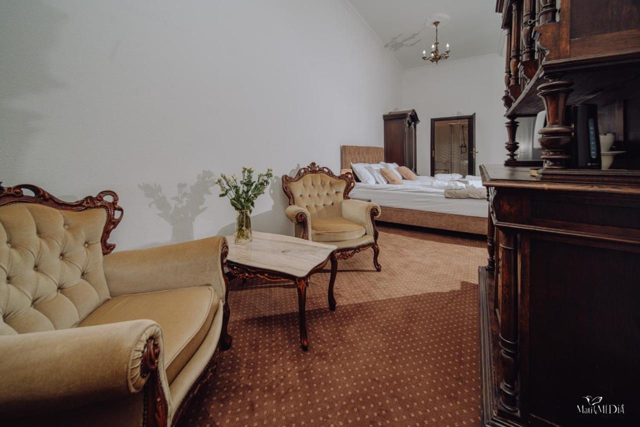 Apartamenty Lokalna Єленя-Ґура Екстер'єр фото