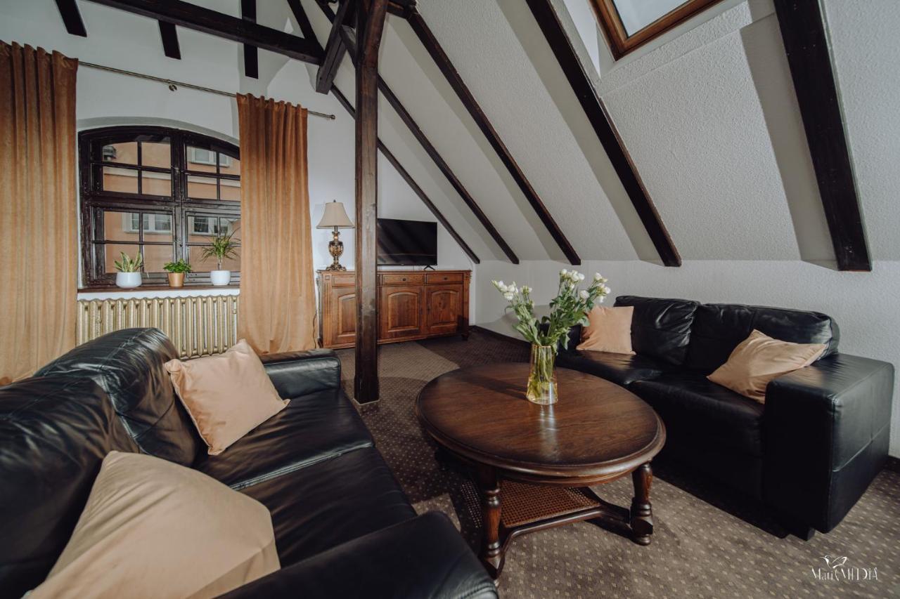 Apartamenty Lokalna Єленя-Ґура Екстер'єр фото