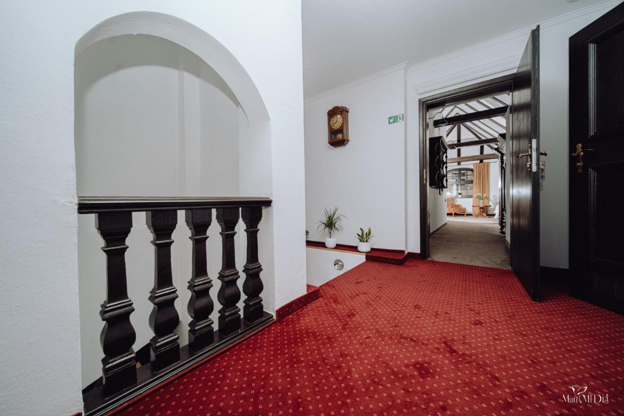 Apartamenty Lokalna Єленя-Ґура Екстер'єр фото