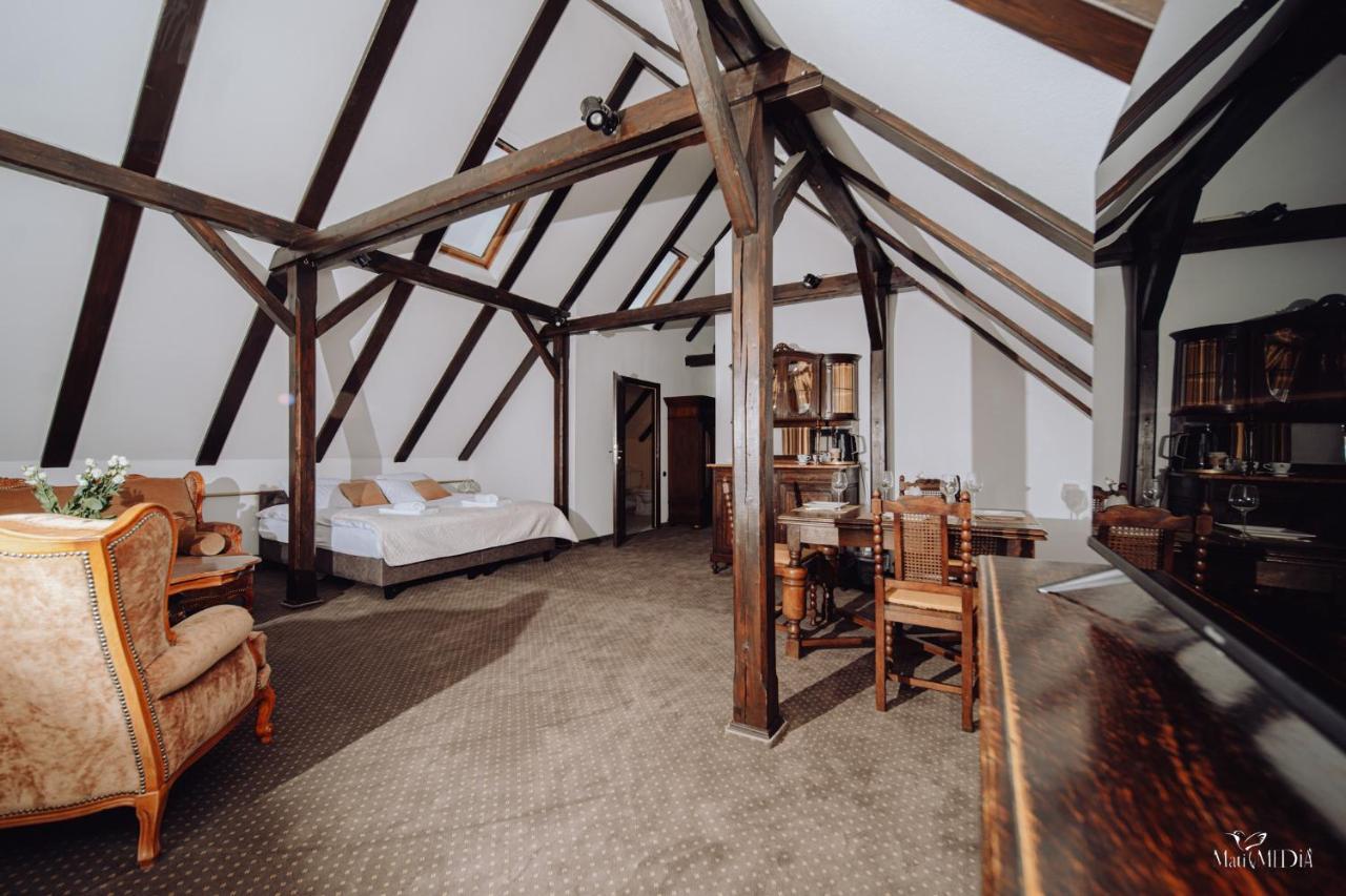 Apartamenty Lokalna Єленя-Ґура Екстер'єр фото