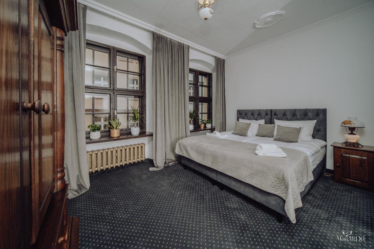 Apartamenty Lokalna Єленя-Ґура Екстер'єр фото