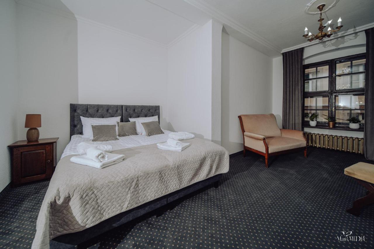 Apartamenty Lokalna Єленя-Ґура Екстер'єр фото