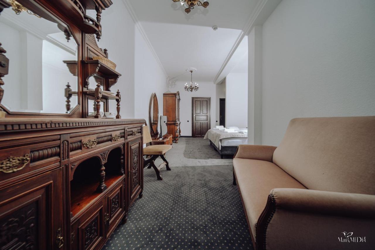Apartamenty Lokalna Єленя-Ґура Екстер'єр фото